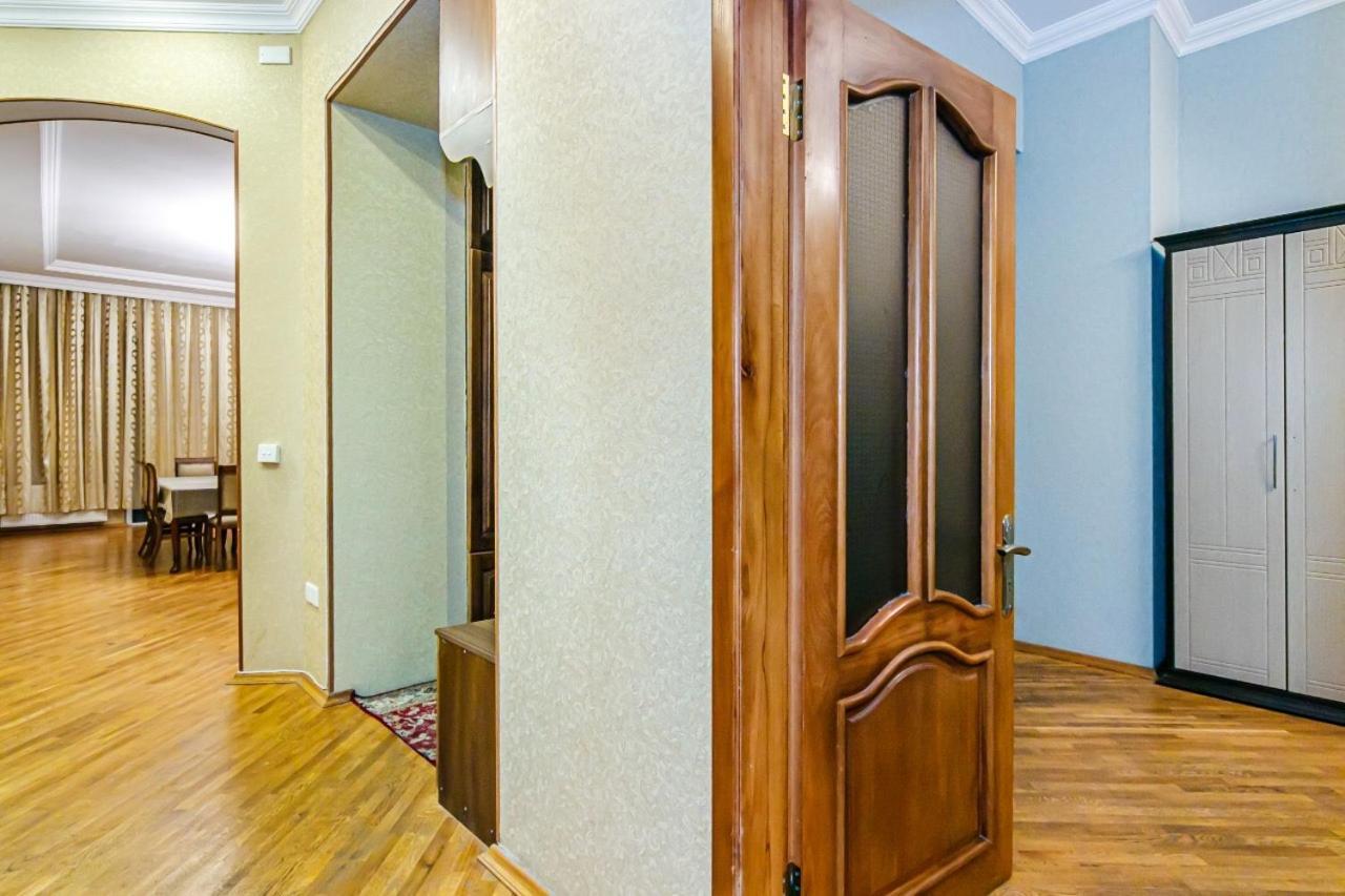 Apartment View To Baku